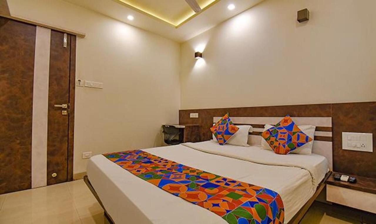 Fabhotel Royce Studio Apartments - Nr Pune International Airport Eksteriør billede
