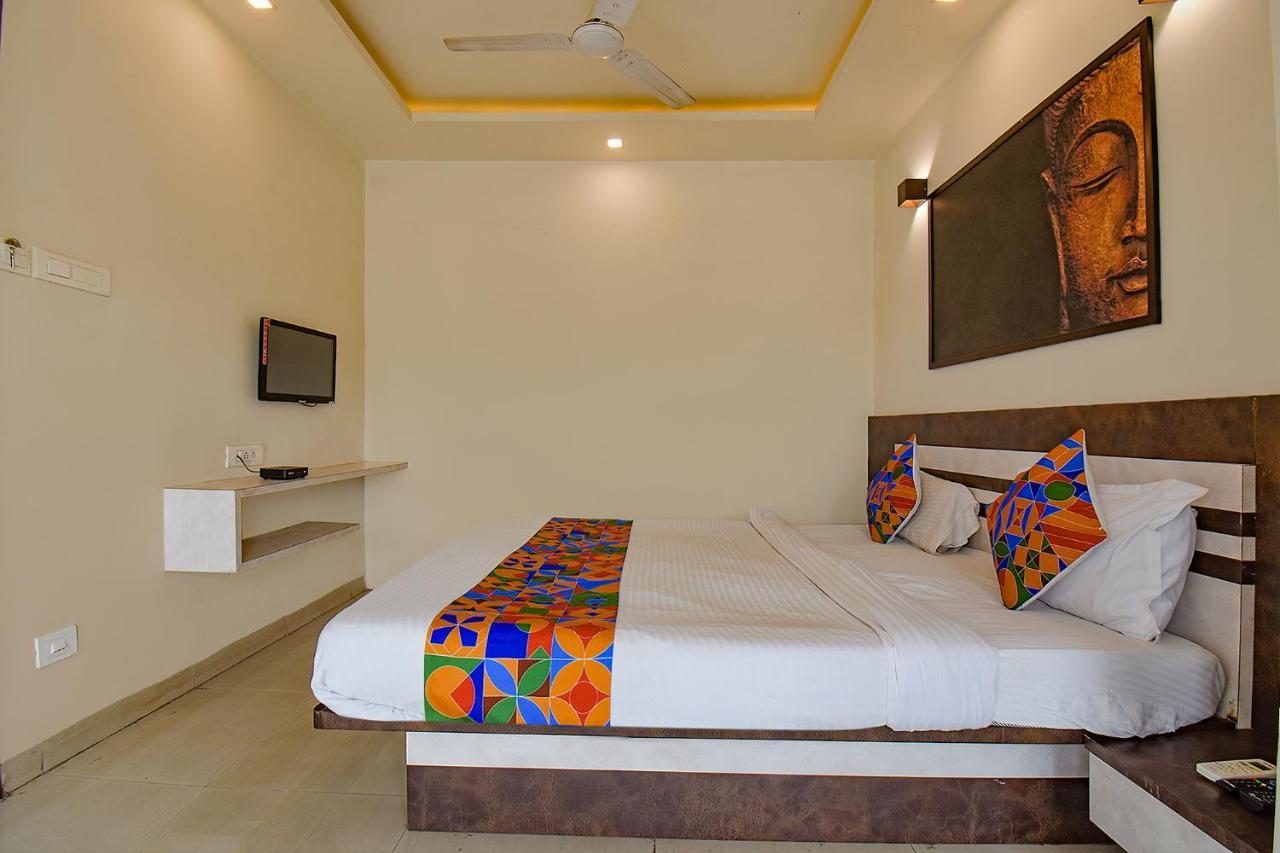 Fabhotel Royce Studio Apartments - Nr Pune International Airport Eksteriør billede